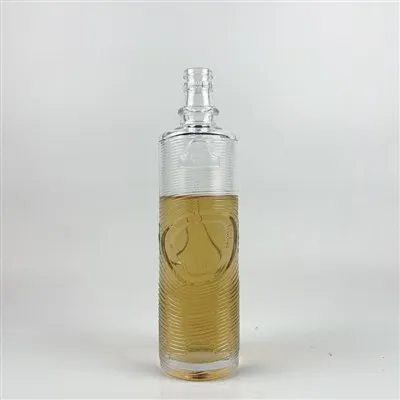 500ml 520g Dyluniad Edau Wedi'i Addasu Dannedd Unigryw Ceg Ceg Fodca Tequila Wisgi Jin Poteli Gwydr Brandi