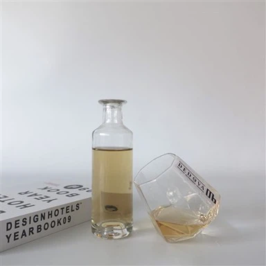 Potel Gwin Gwydr Gwaelod Ffliwtiog Silindraidd Cynhwysedd Bach 200 Ml